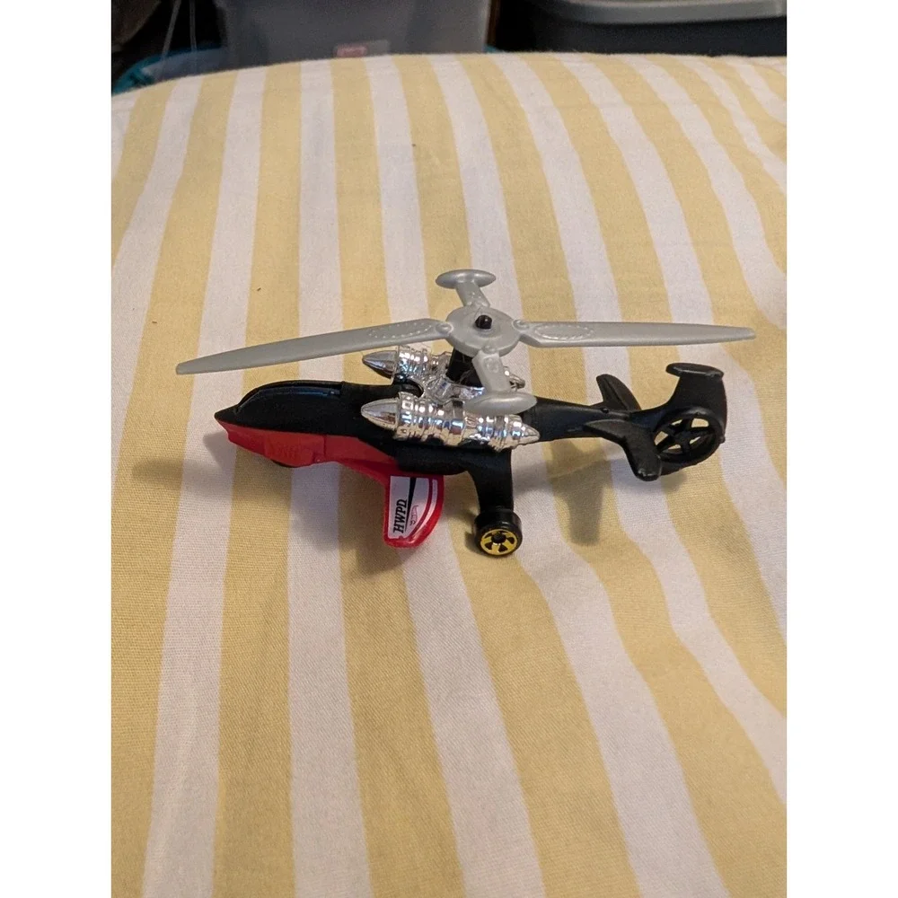 Hot Wheels Sky Knife Black Red Police Pursuit 5 Pack (2012)